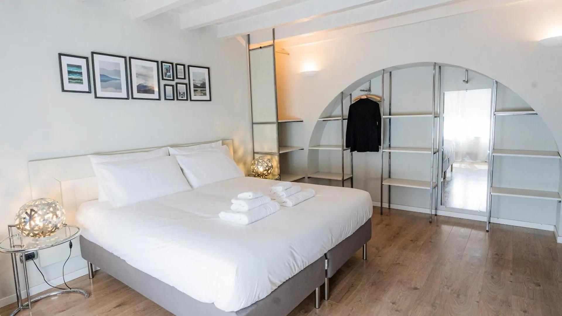 Eleganza Design Corso Como Porta Garibaldi - 80 Mq ميلان 0*,  إيطاليا