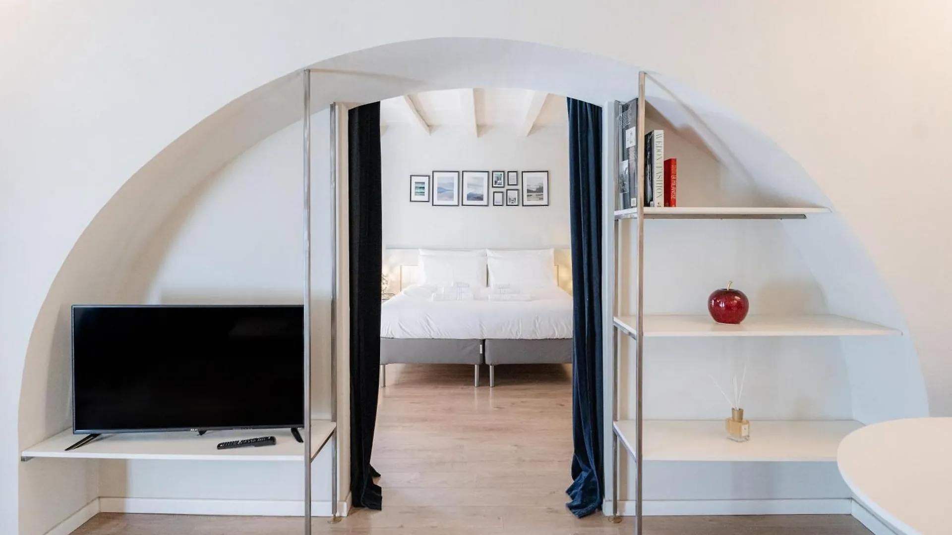 Eleganza Design Corso Como Porta Garibaldi - 80 Mq Mailand Apartment