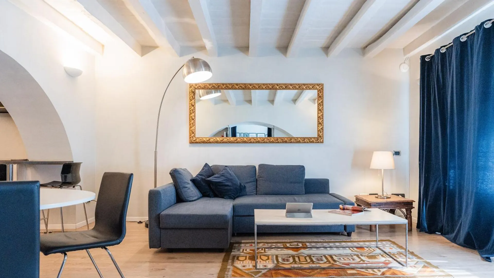 Eleganza Design Corso Como Porta Garibaldi - 80 Mq ميلان 0*,  إيطاليا