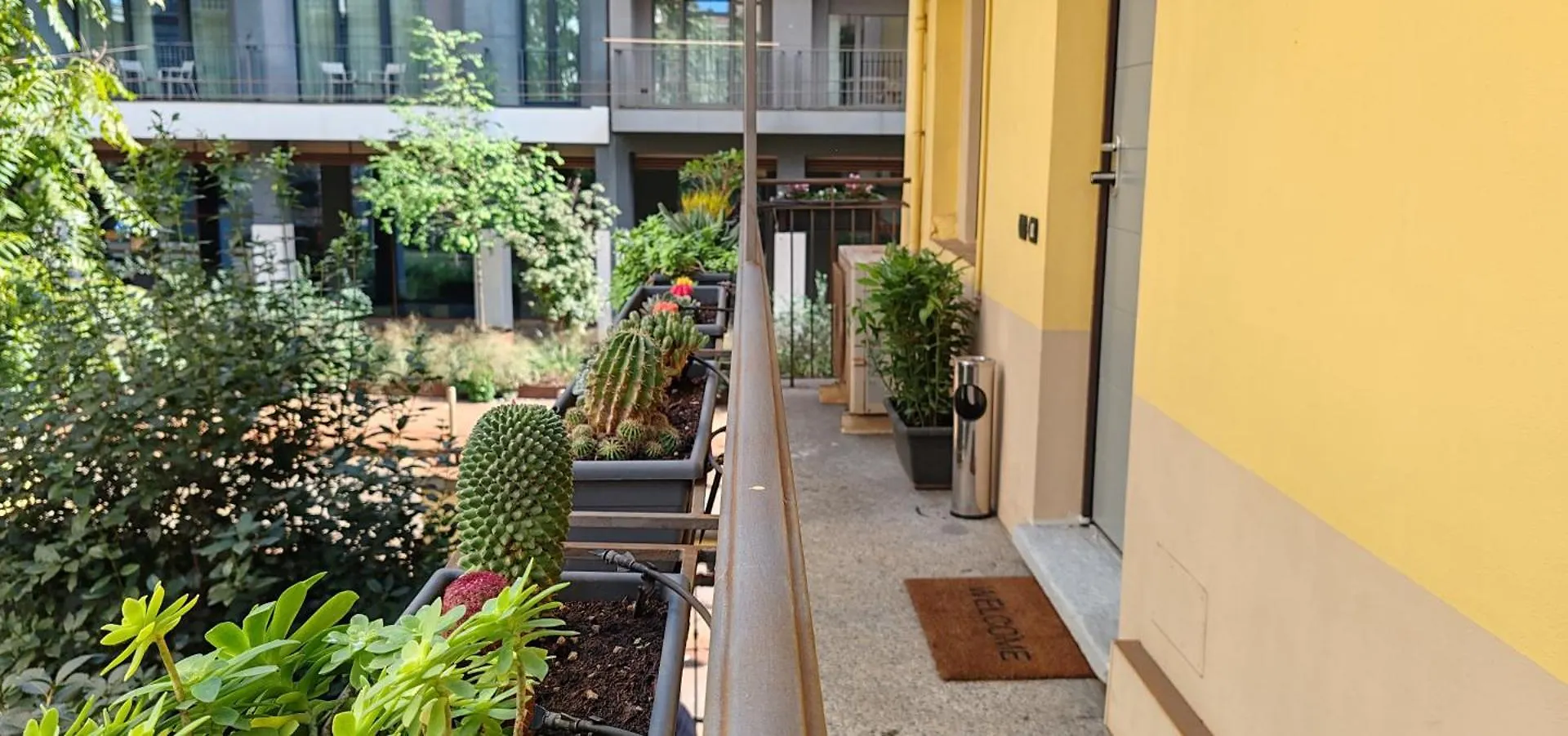 Eleganza Design Corso Como Porta Garibaldi - 80 Mq Milan Appartement
